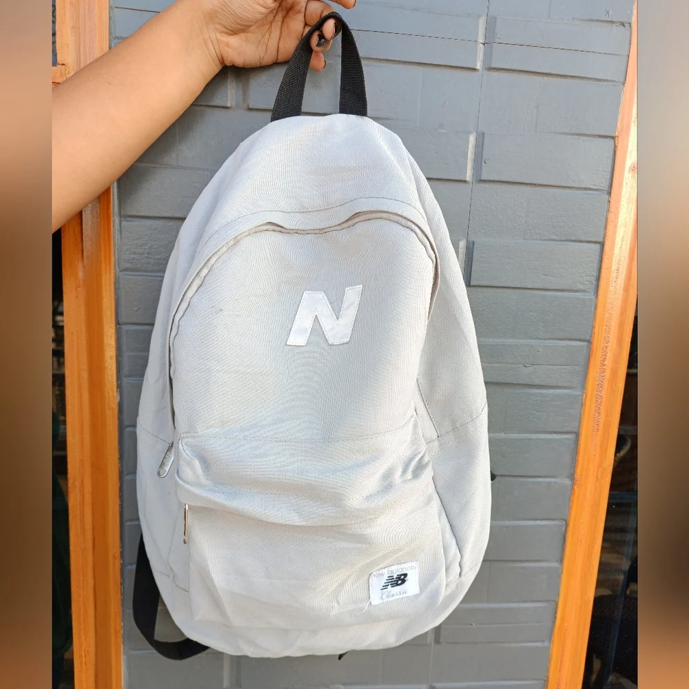 New Balance Mellow Backpack In Grey - Picture 5 of 15